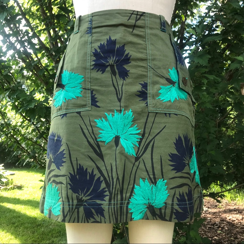 RARE Anthropologie Floral Embroidered Pencil Skirt